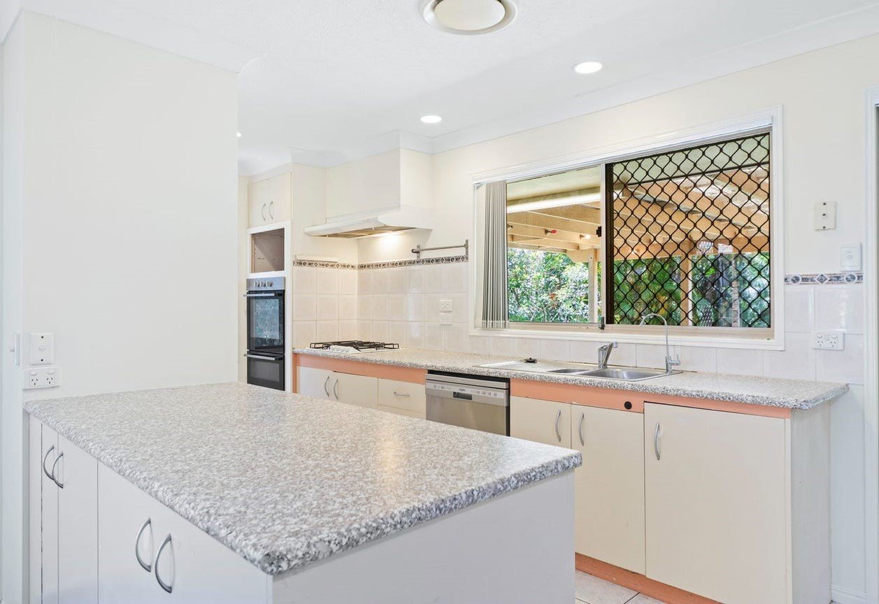 20 Michelmore Road CARRARA 6