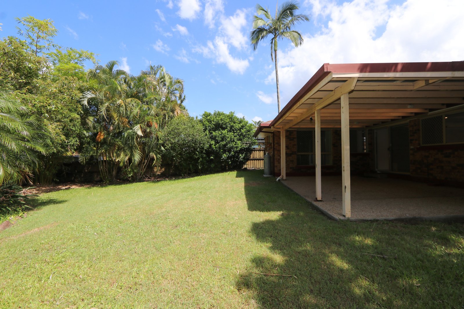 20 Michelmore Road CARRARA 17