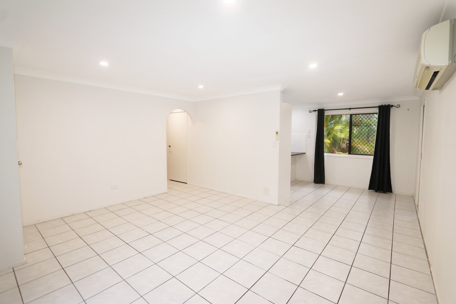 20 Milparinka Terrace ASHMORE 4