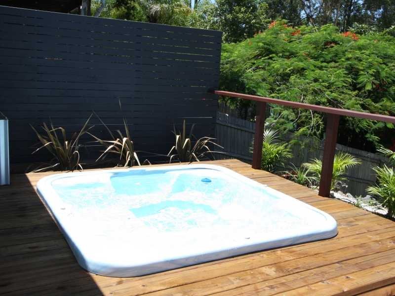 20 Milparinka Terrace ASHMORE 5