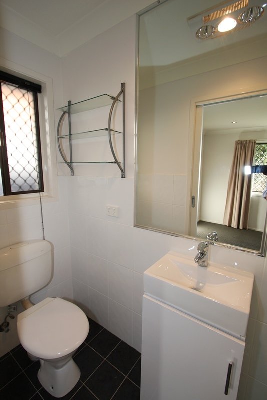 20 Milparinka Terrace ASHMORE 7