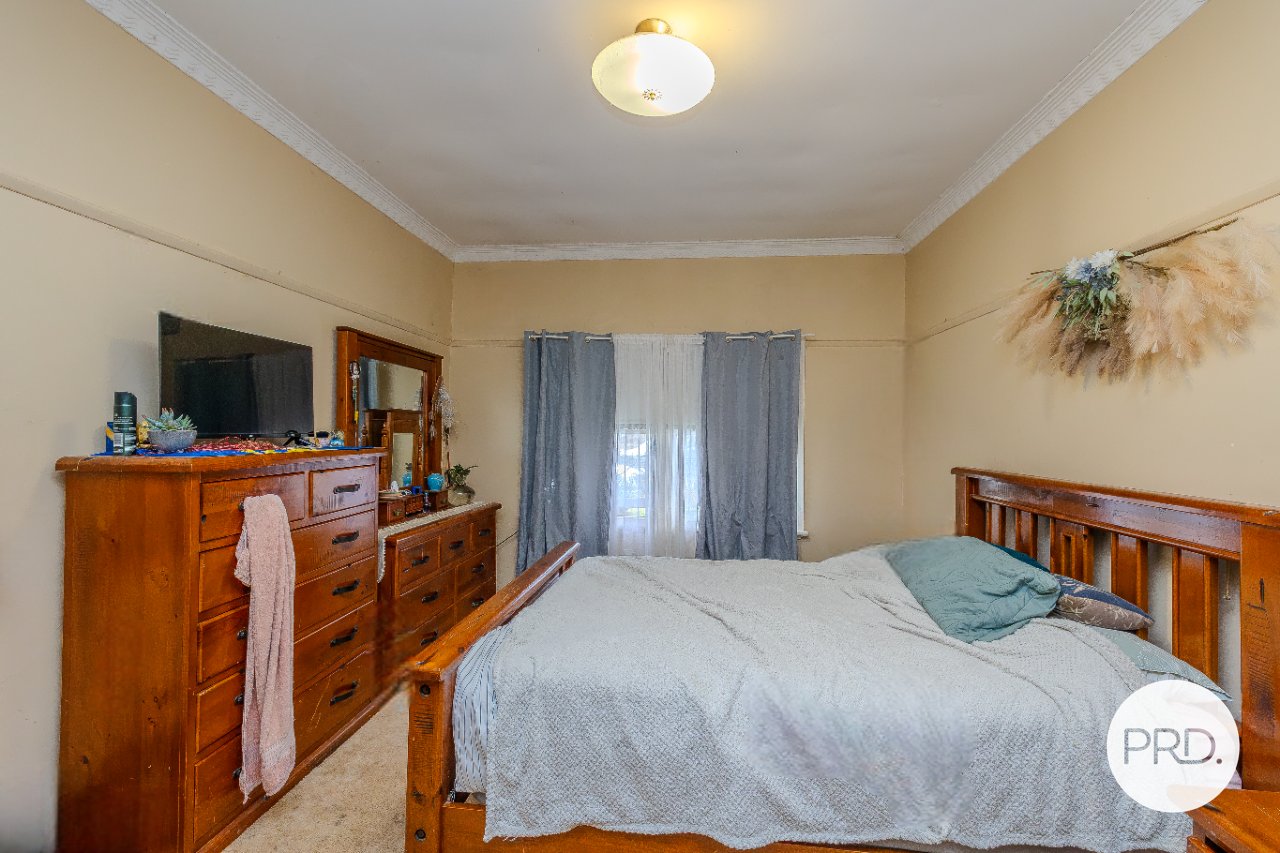 20 Mitchell Avenue DARETON 4