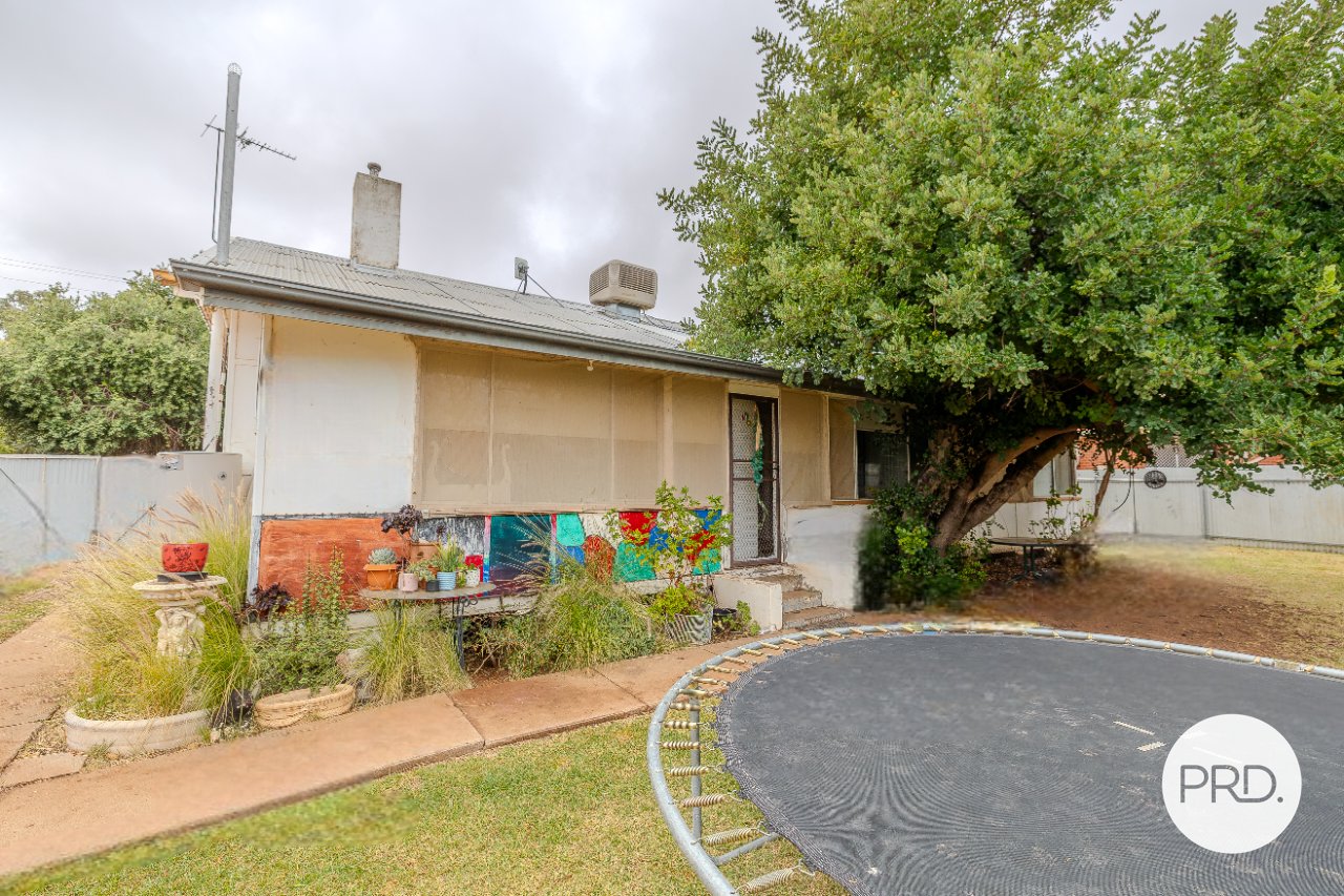 20 Mitchell Avenue DARETON 9