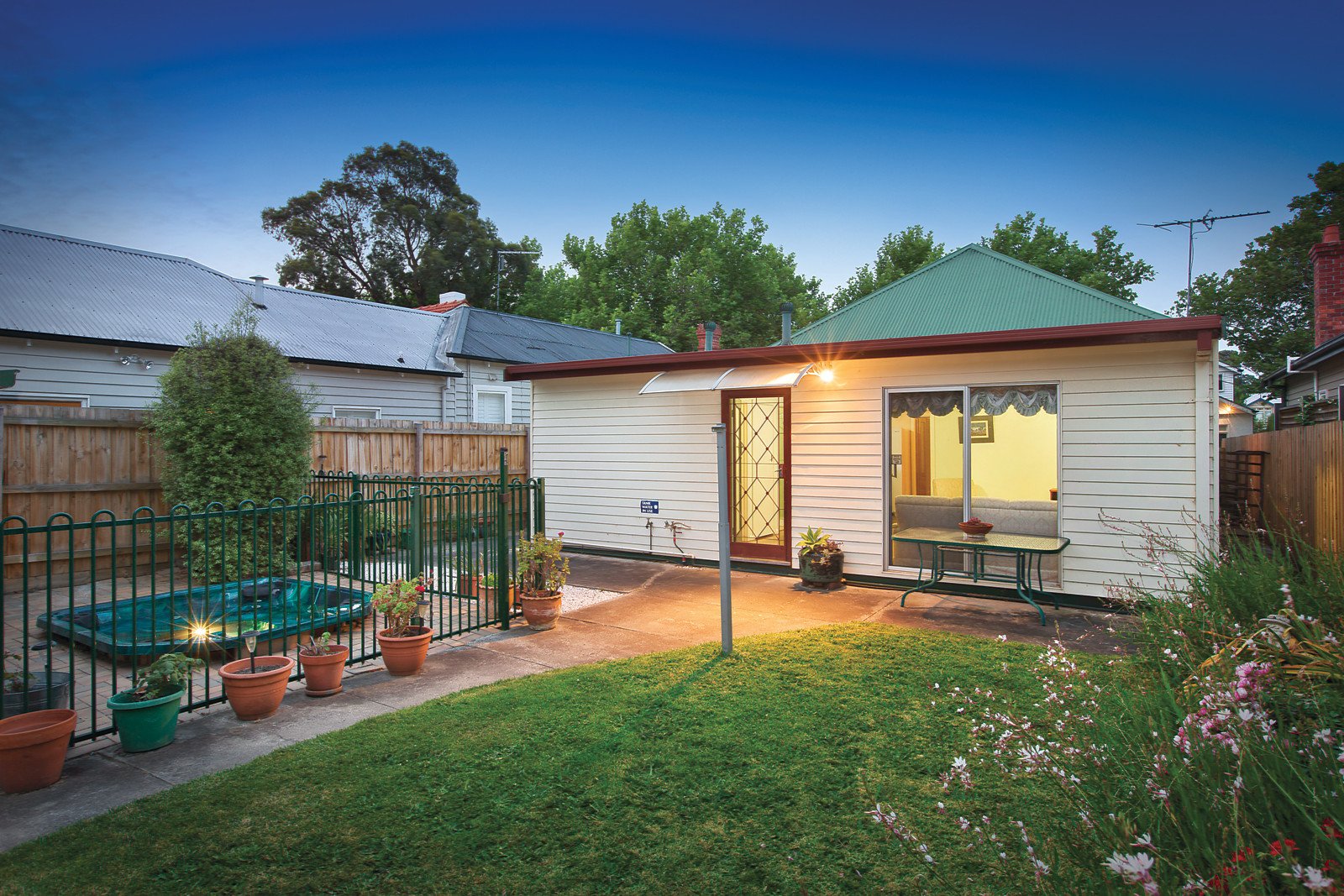 20 Moama Road, Malvern East, VIC