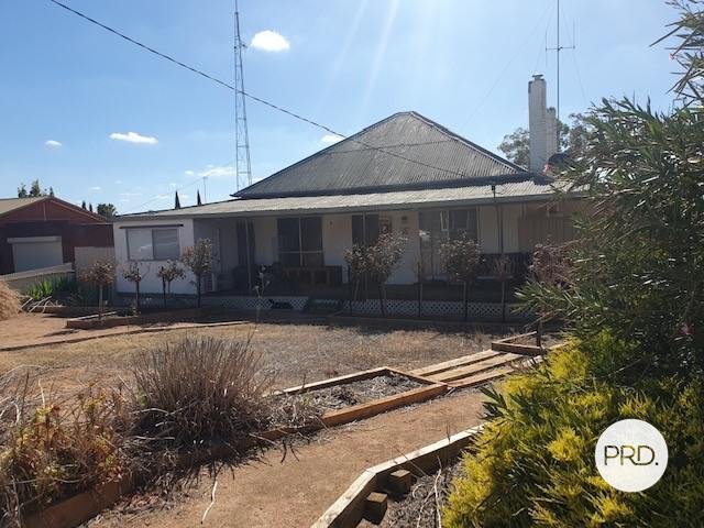 20 Monash Avenue UNDERBOOL 1