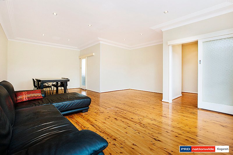 20 Moorefield Avenue KOGARAH 3