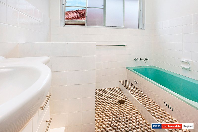 20 Moorefield Avenue KOGARAH 5