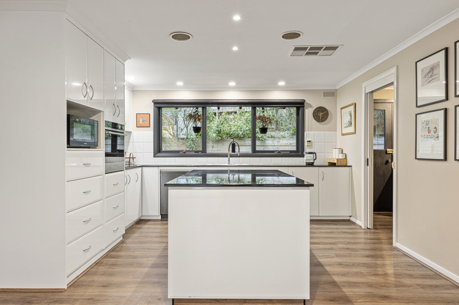 Gallery: 20 Mount Helen Avenue