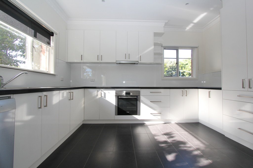 20 Muir Crescent NEWINGTON 2