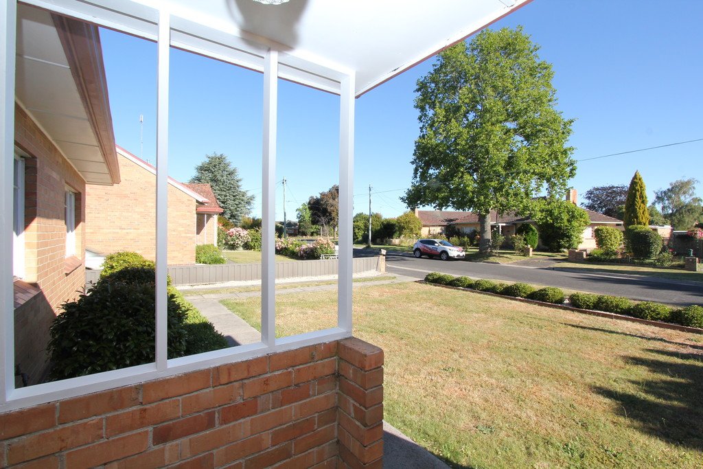 20 Muir Crescent NEWINGTON 17