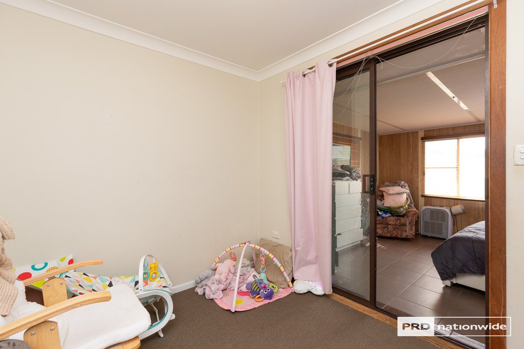 20 Mullumbimby Close TAMWORTH 8