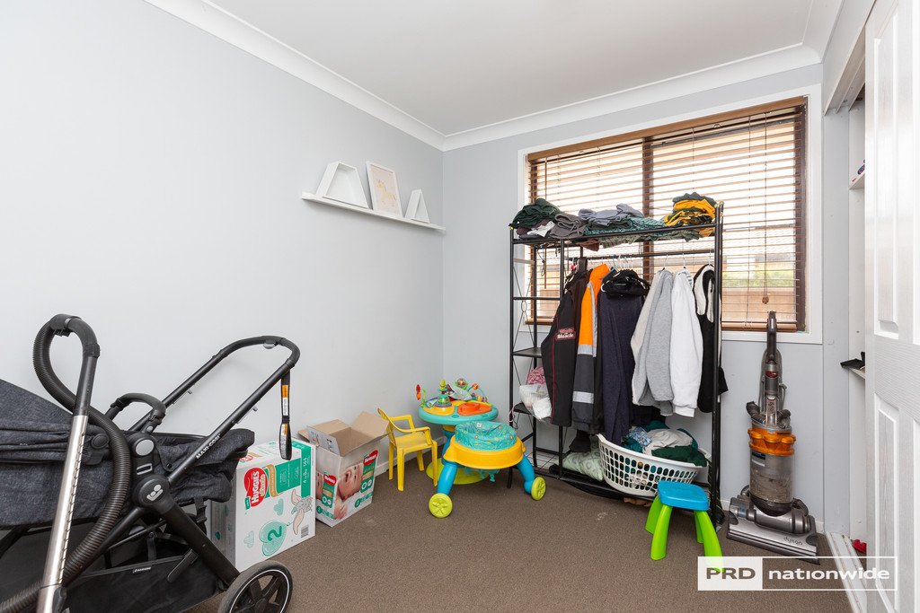 20 Mullumbimby Close TAMWORTH 9