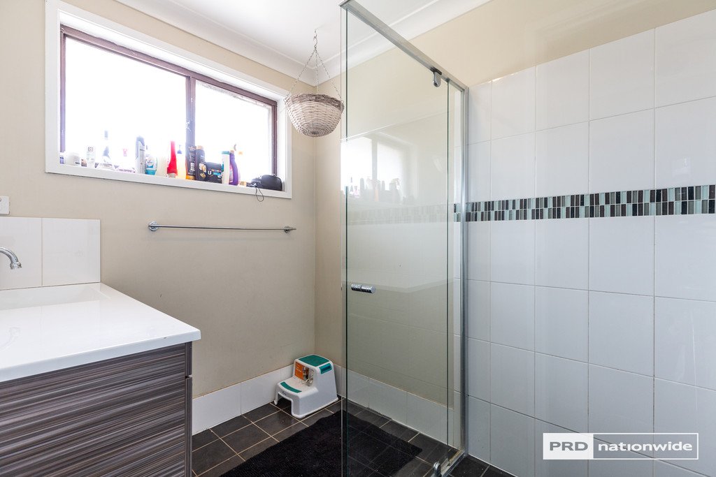 20 Mullumbimby Close TAMWORTH 10