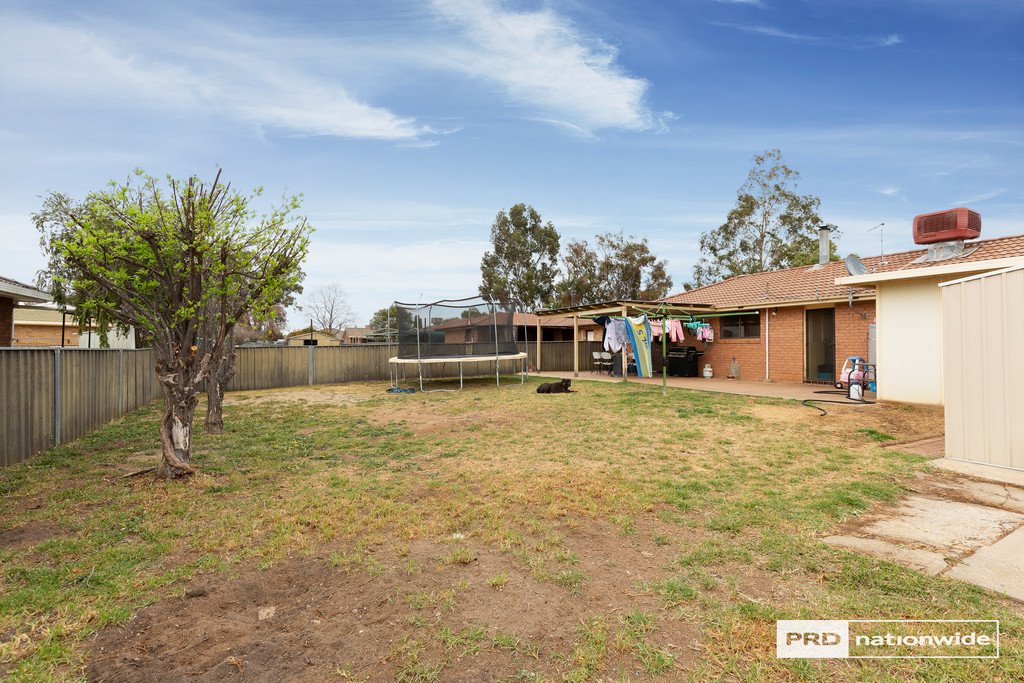 20 Mullumbimby Close TAMWORTH 15