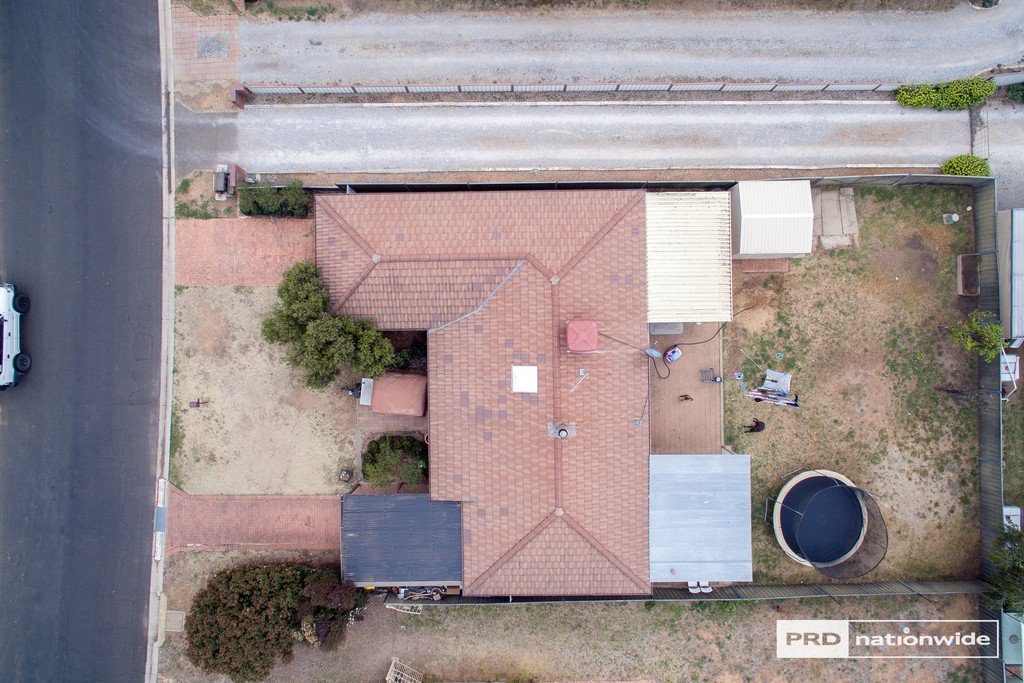 20 Mullumbimby Close TAMWORTH 19
