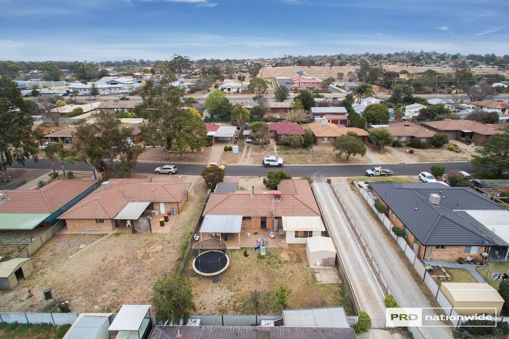 20 Mullumbimby Close TAMWORTH 21