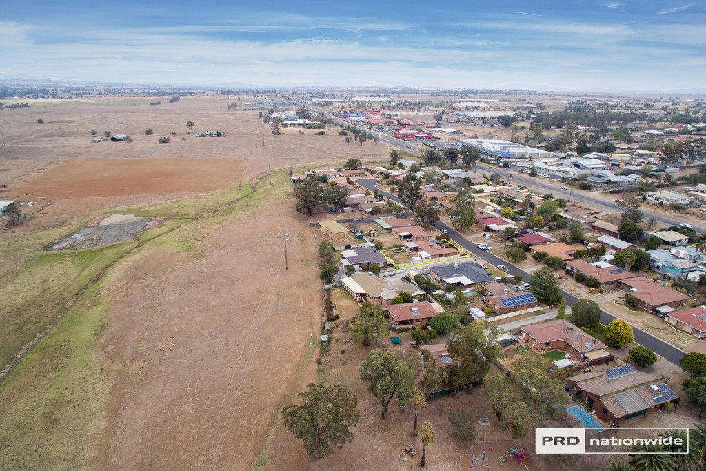 20 Mullumbimby Close TAMWORTH 26