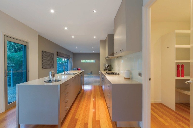 Gallery: 20 Nevett Crescent