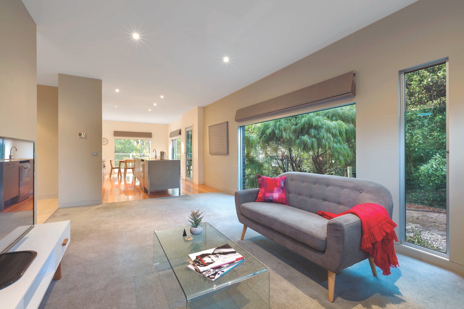 Gallery: 20 Nevett Crescent