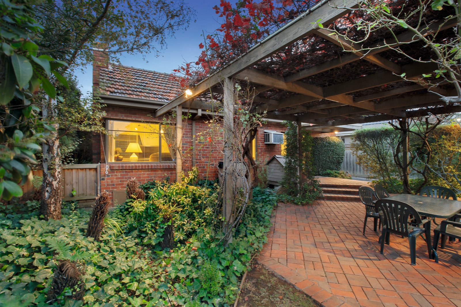 20 Nicholas Street, Ashburton, VIC