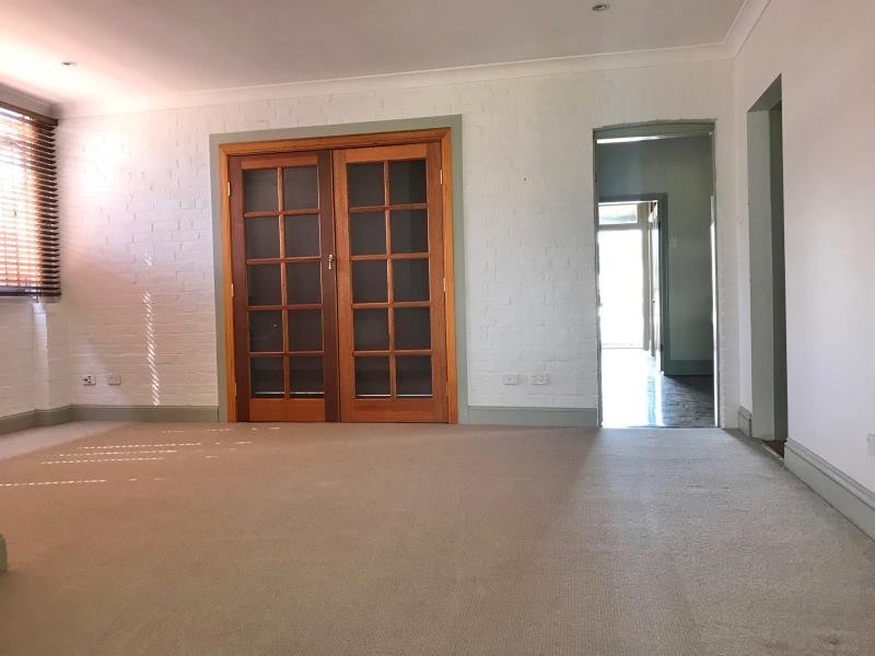 20 North Street TAMWORTH 4