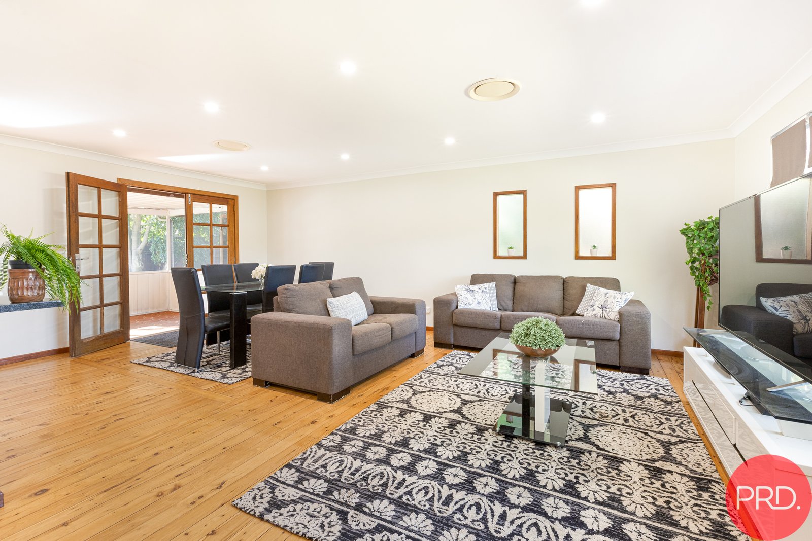 20 Osborn Close THORNTON 7