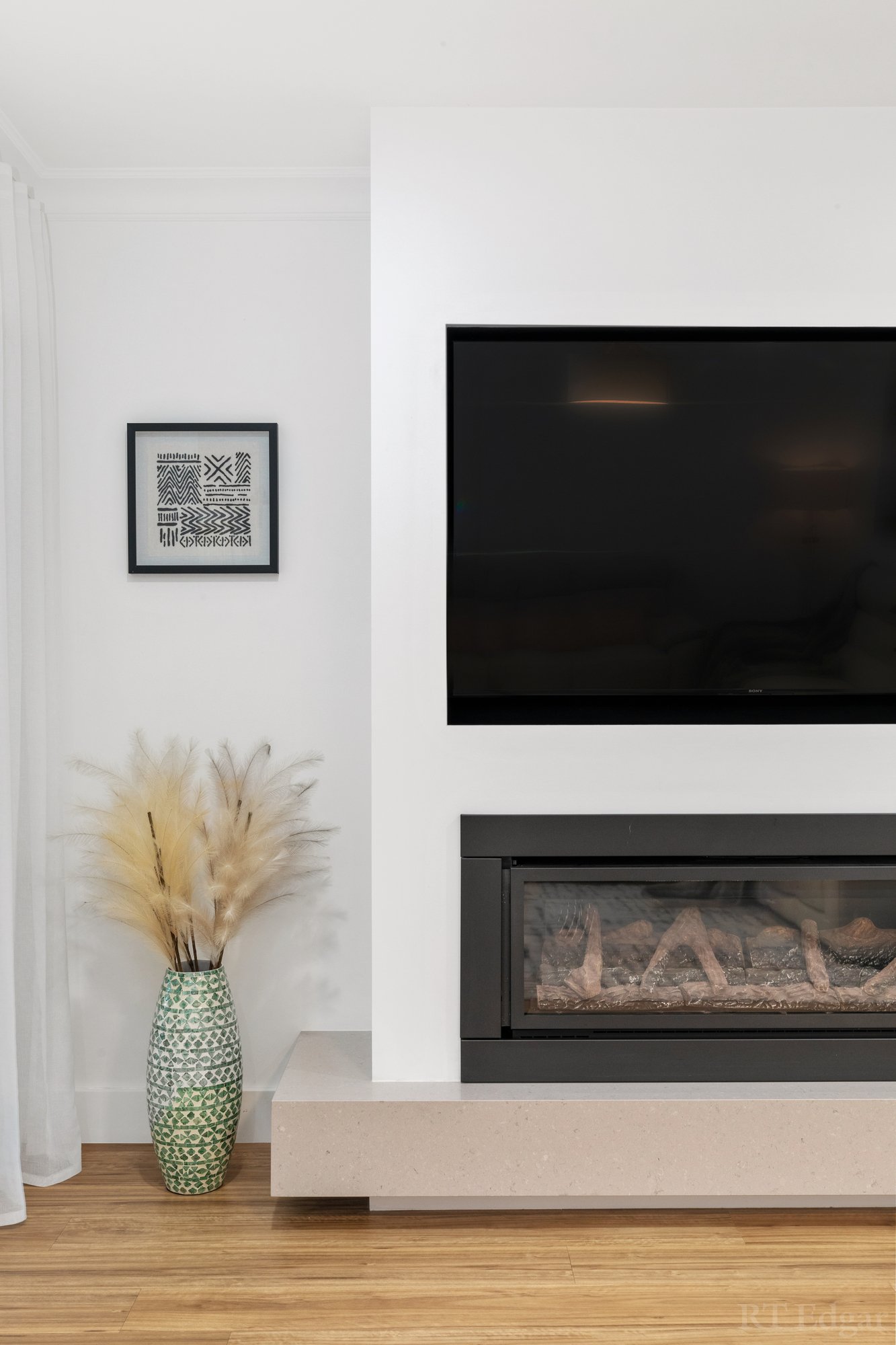 Real Estate and Property in 20 Owens Street, Doncaster East, VIC