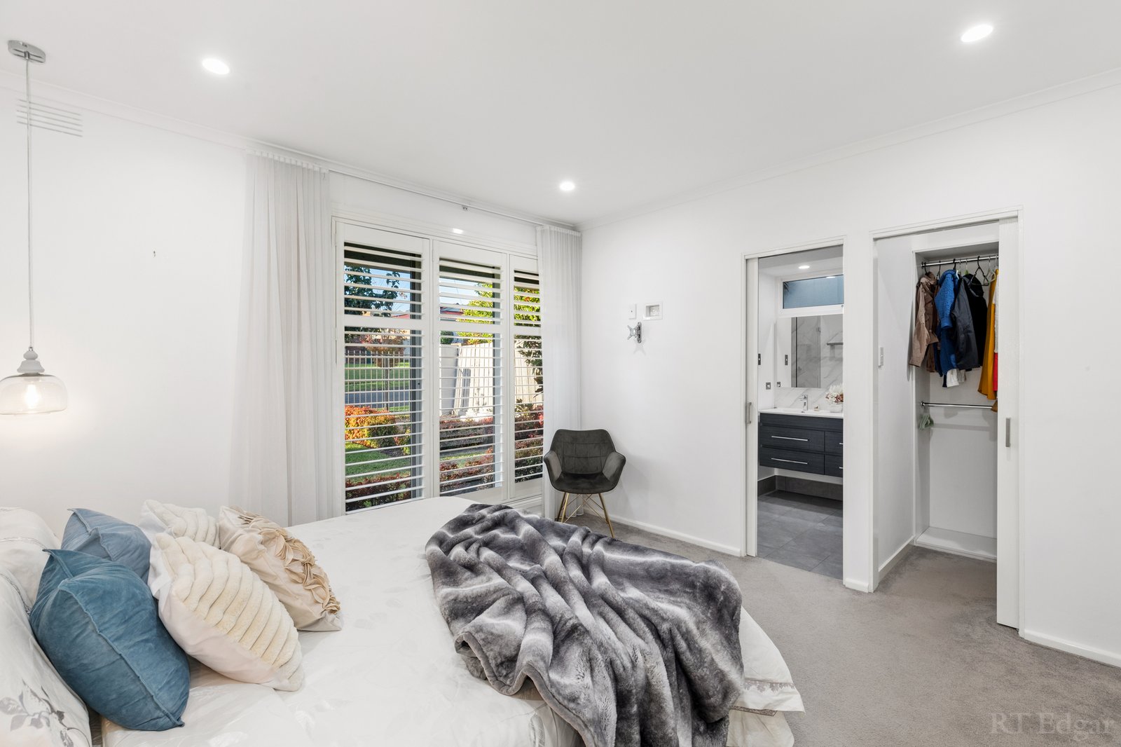 Real Estate and Property in 20 Owens Street, Doncaster East, VIC