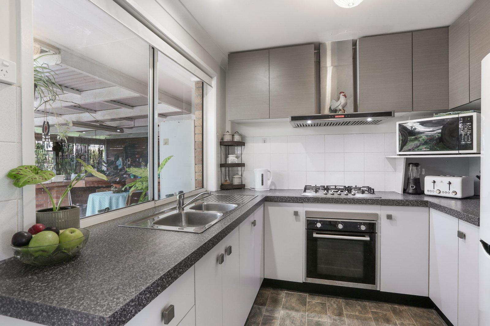 20 Paperbark Street ALBION PARK RAIL 2