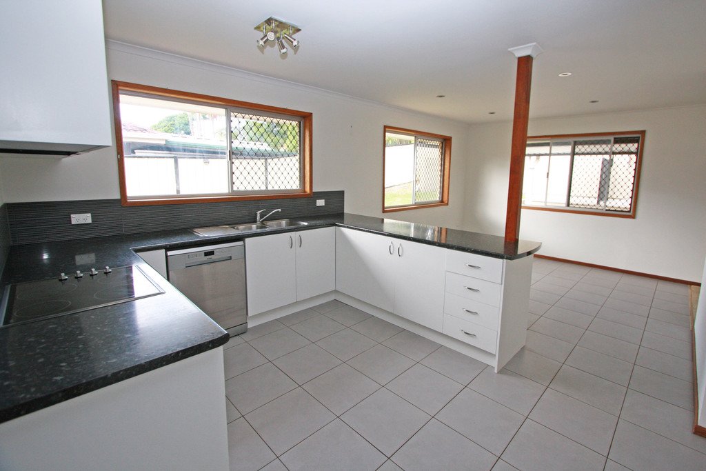 20 Patura Drive ASHMORE 4