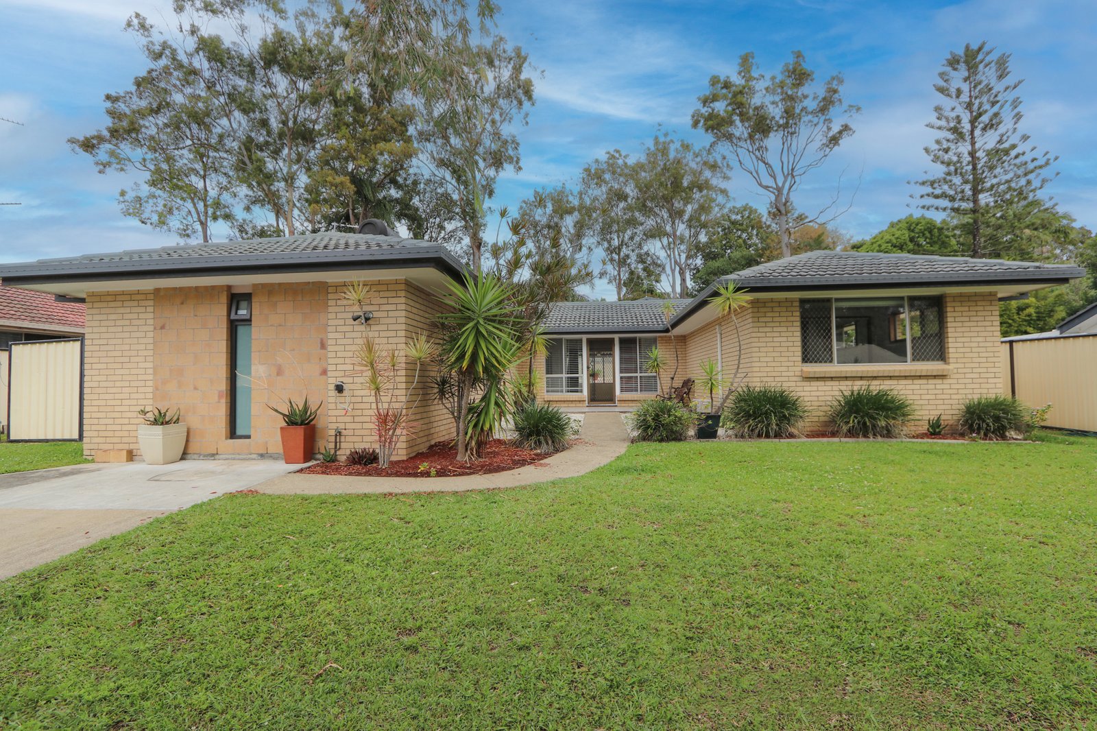 20 Patura Drive ASHMORE 2