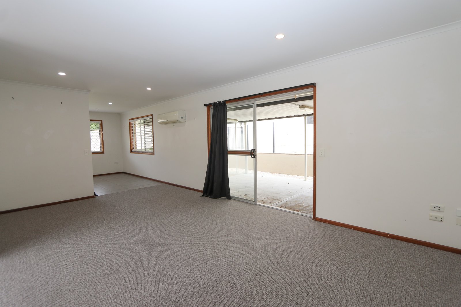20 Patura Drive ASHMORE 8