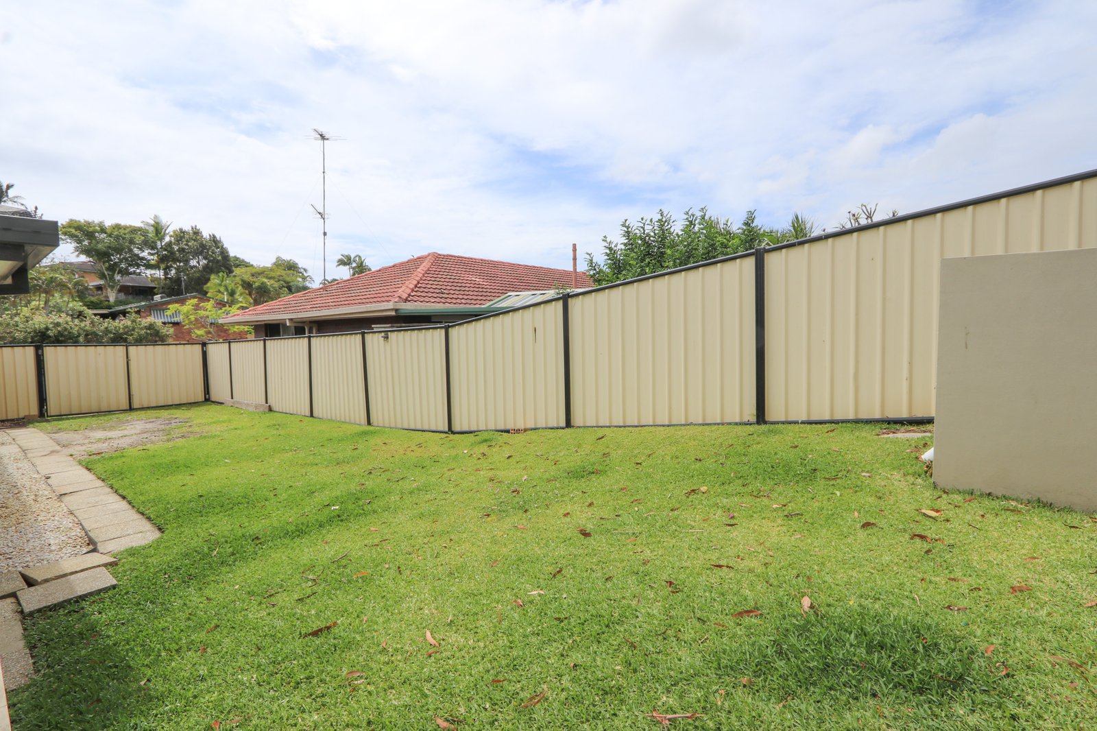 20 Patura Drive ASHMORE 23
