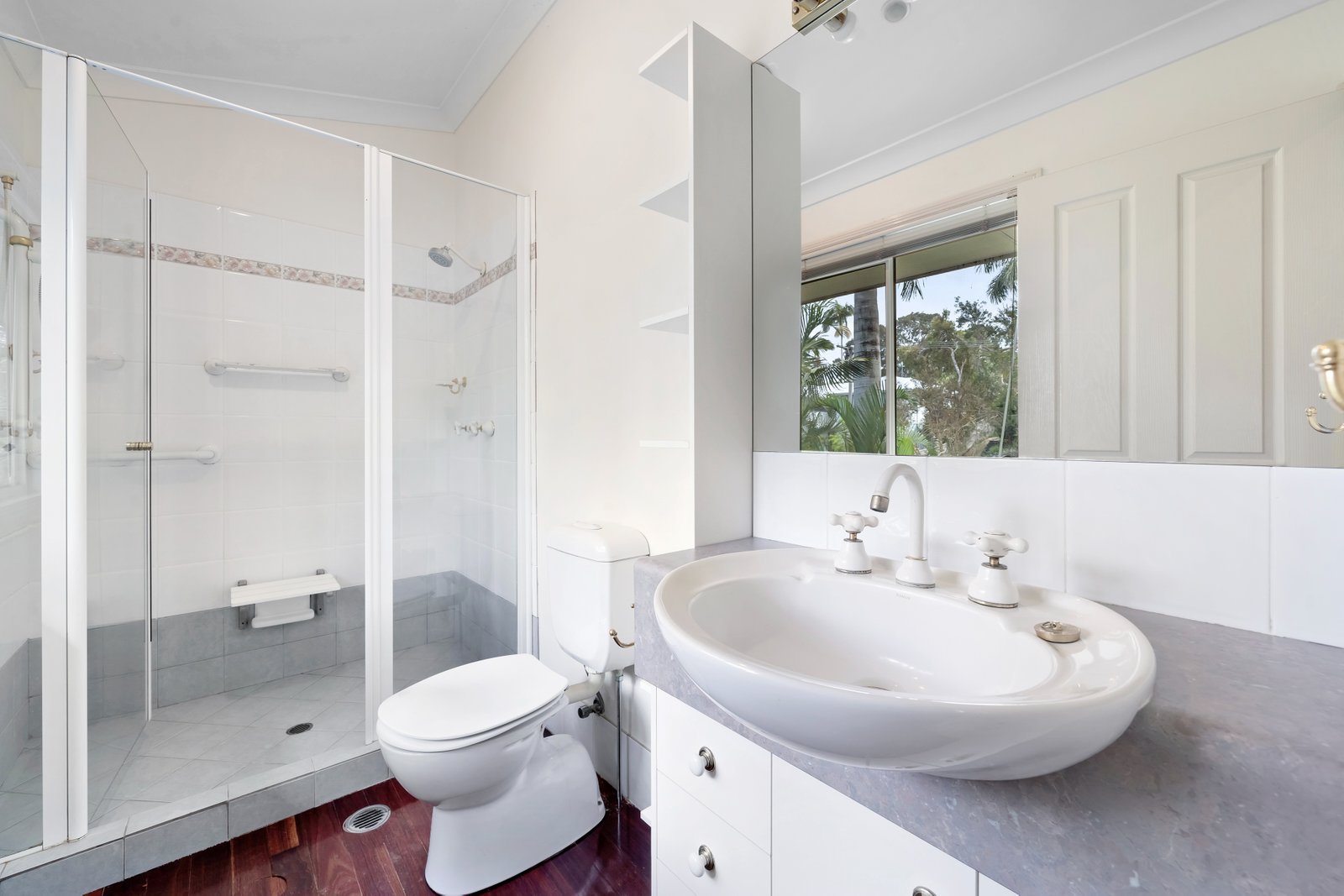 20 Pear Street REDLAND BAY 9