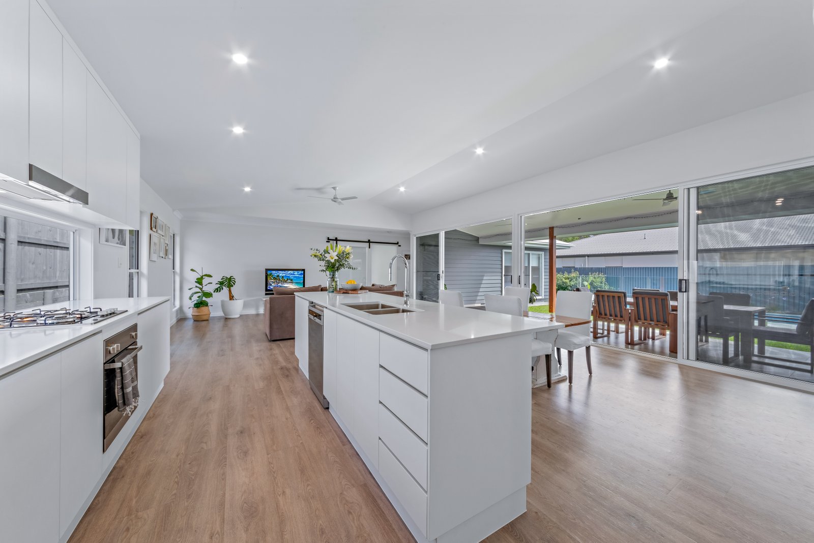 20 Pearl Street CANNONVALE 6