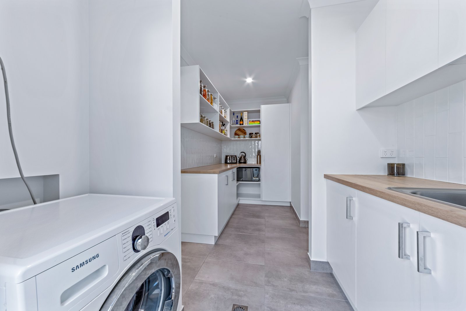 20 Pearl Street CANNONVALE 8