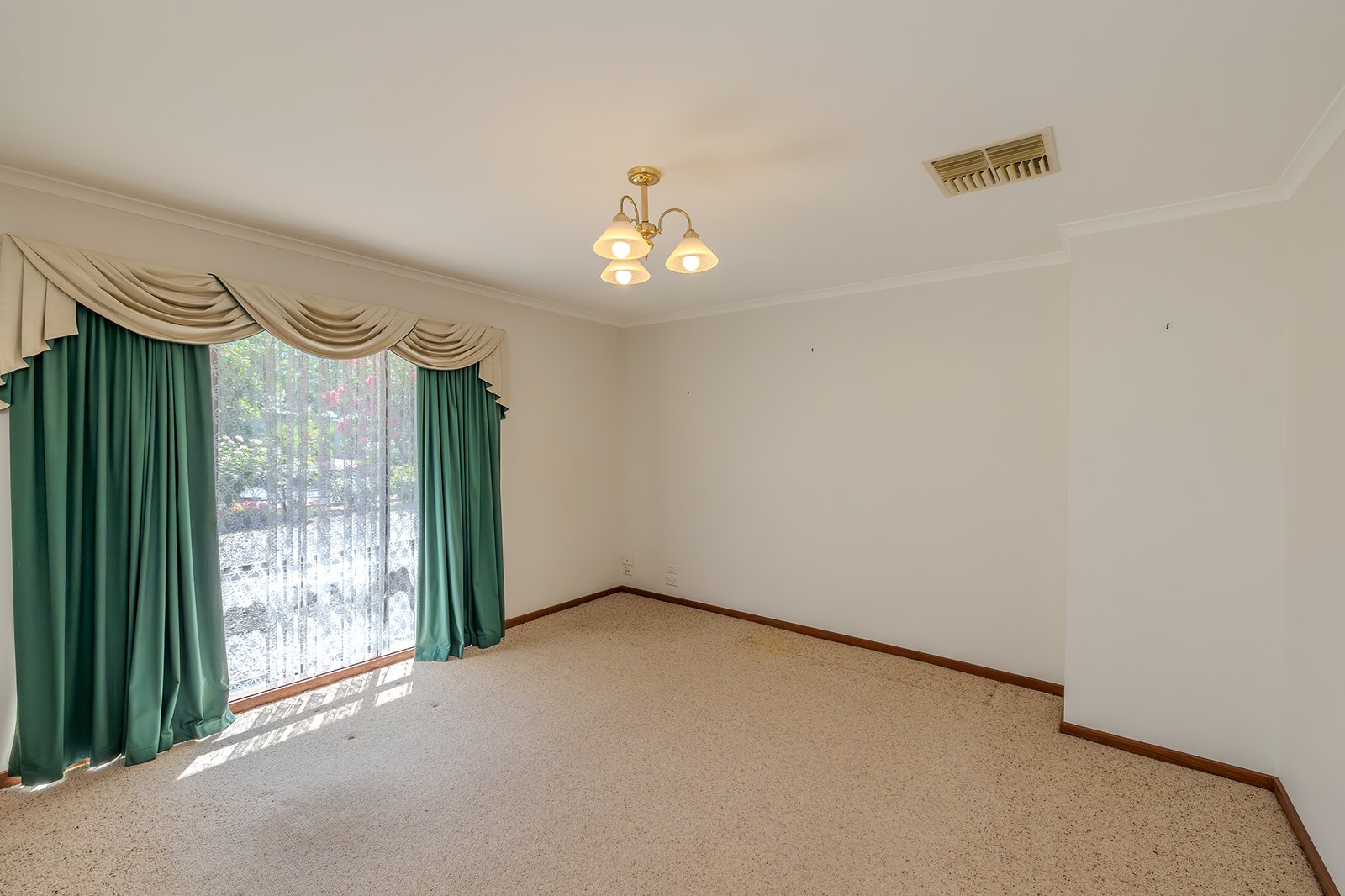 20 Pevensey Grove MILDURA 6