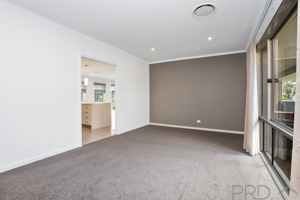 20 Redtail Street CHISHOLM 5