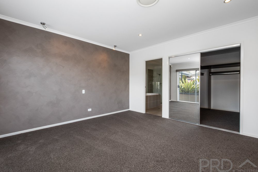 20 Redtail Street CHISHOLM 18