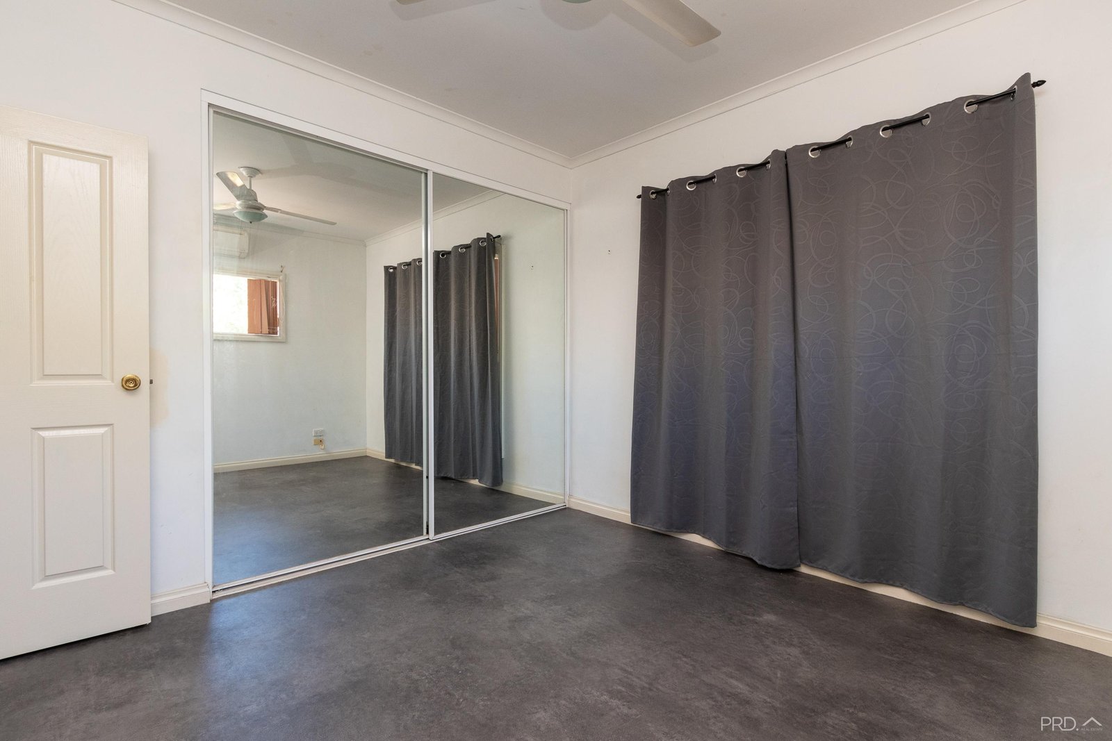 20 Reid Road CABLE BEACH 13