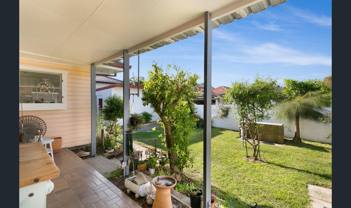 20 Ritchie Street SANS SOUCI 10