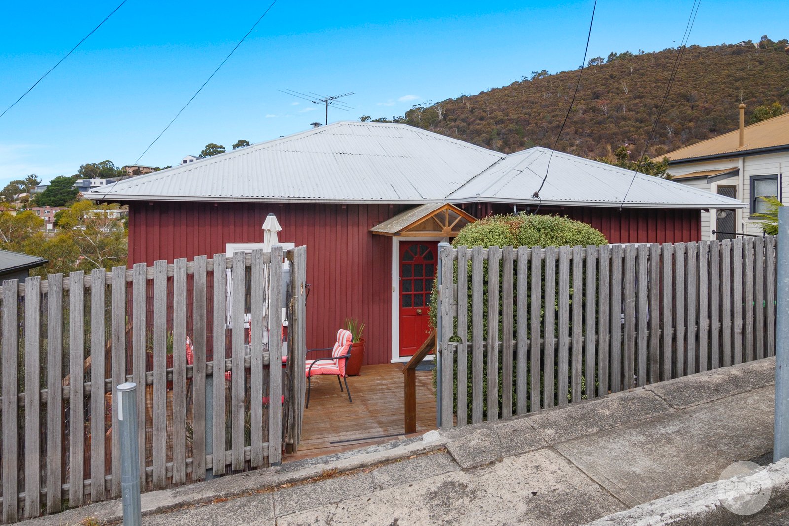 20 Romilly Street SOUTH HOBART 24
