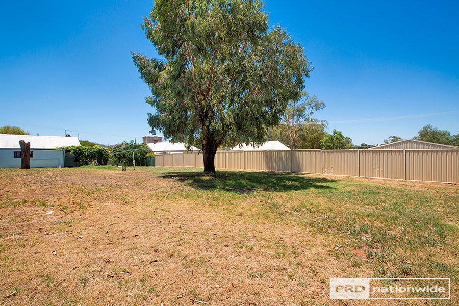 20 Rowan Street MANILLA 11