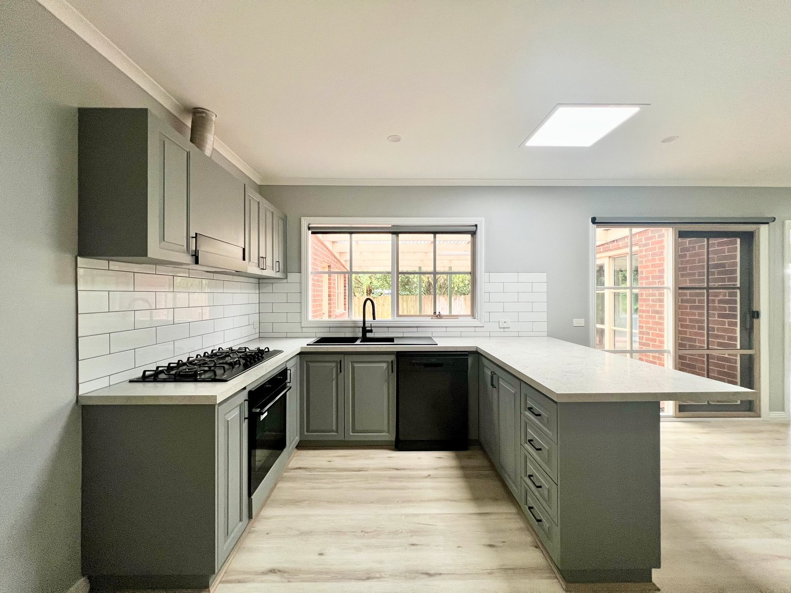 Gallery: 20 Rowe Court