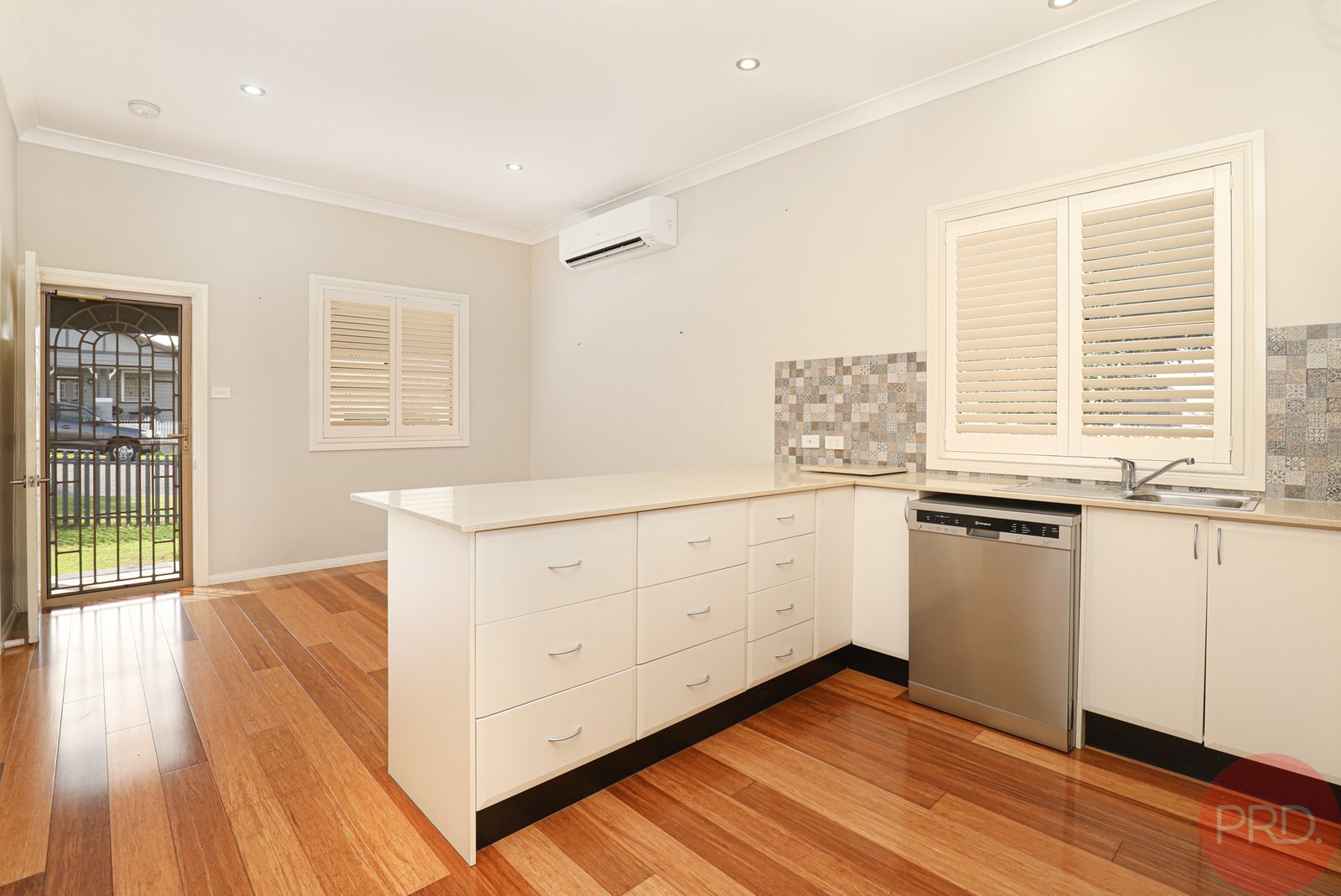 20 Russell Street TELARAH 2