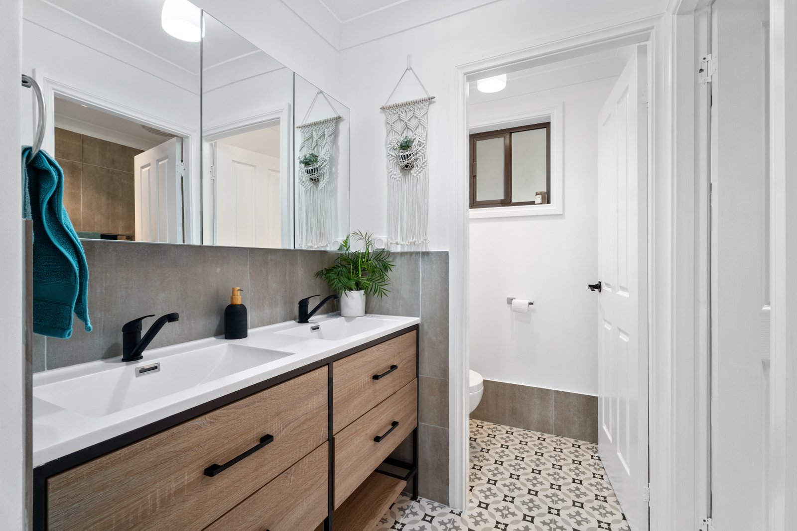 20 Sailfish Street CORLETTE 4