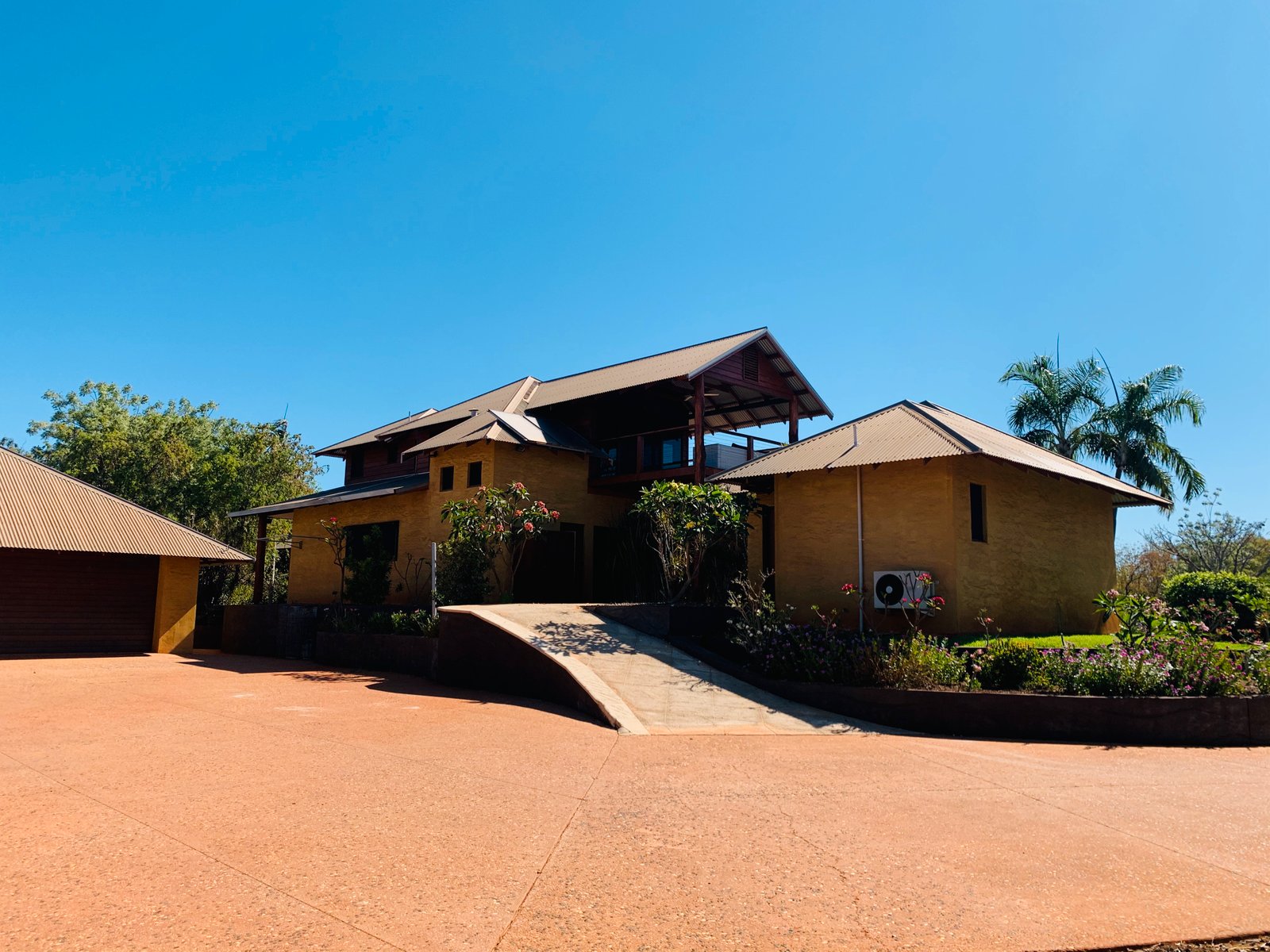 20 Sands Street BILINGURR 4