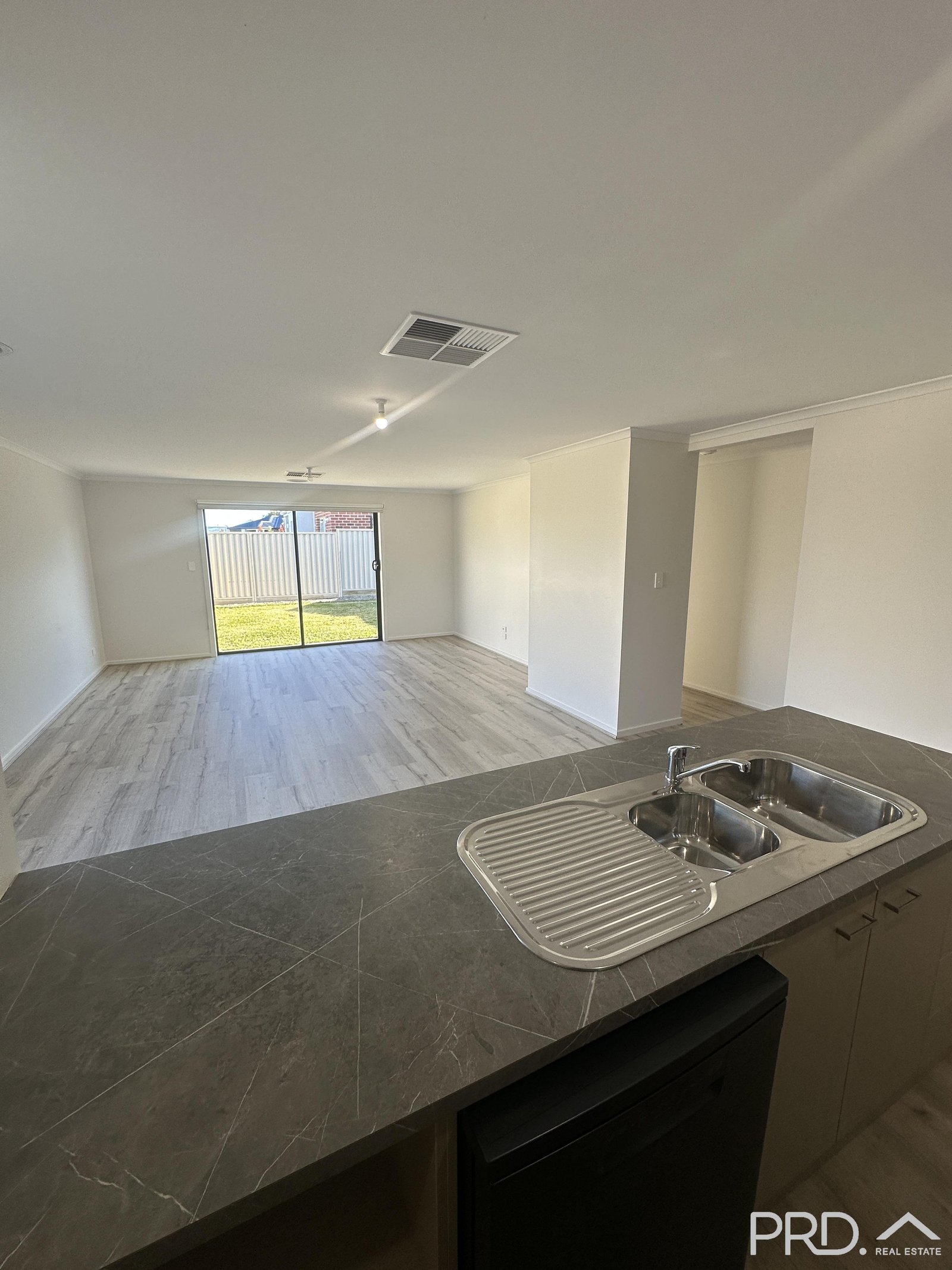 20 Santolina Drive MILDURA 11
