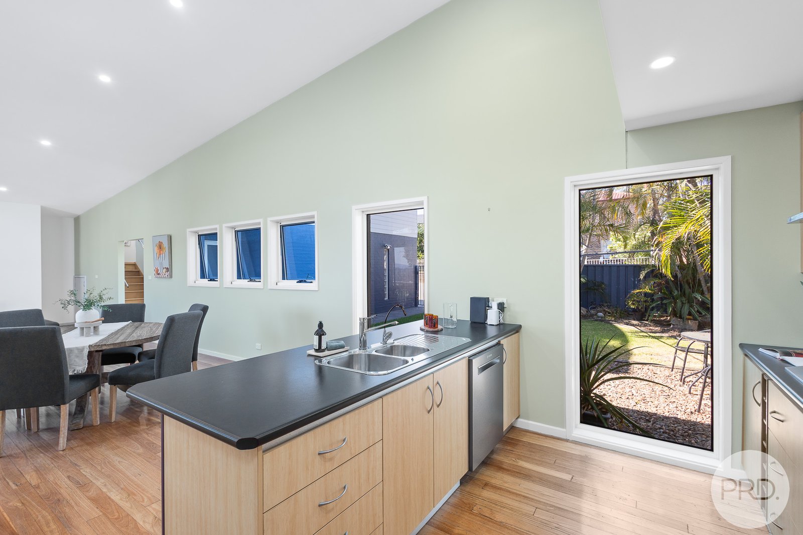 20 Scott Circuit SALAMANDER BAY 9