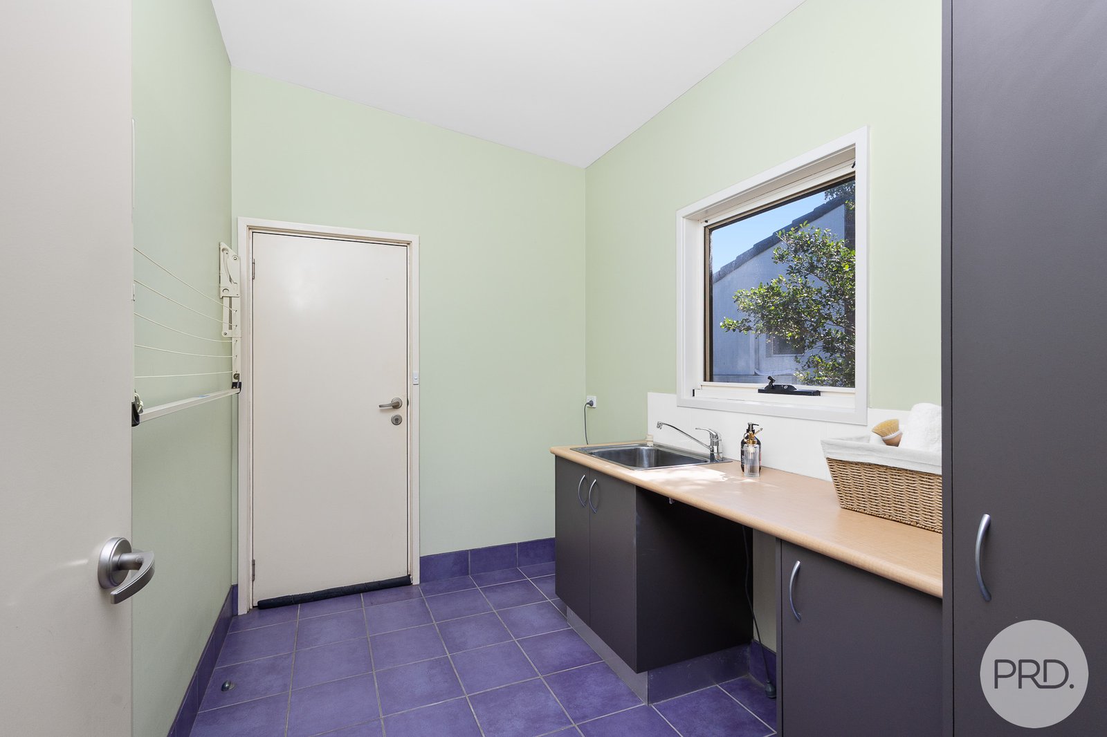 20 Scott Circuit SALAMANDER BAY 24